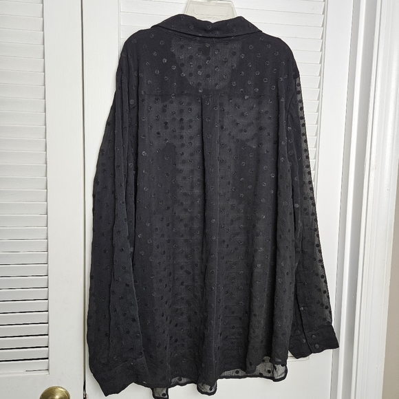 torrid Women's Sheer Flocked Polka Dot Black Button-down Shirt Size 4X - Picture 12 of 12